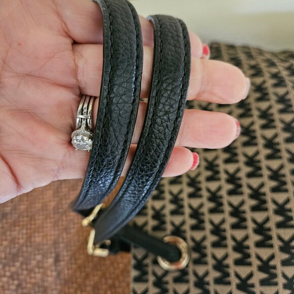 Michael Kors Jet Set Tan and Black Monogram Tote Shoulder Bag - Picture 10 of 12